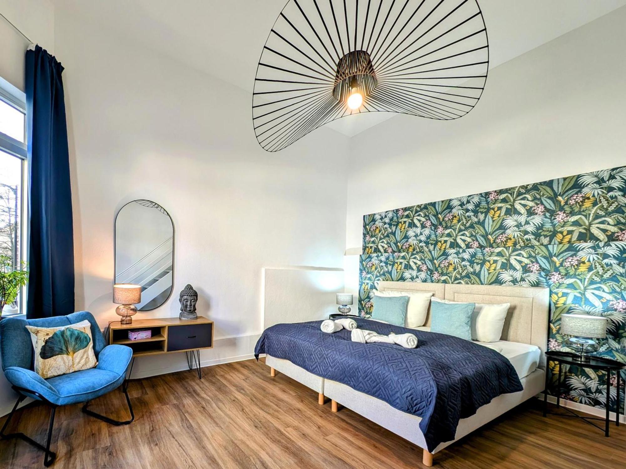 Bohnapartments - Topfmarkt Xxl Suiten - Neu In Top Zentrumslage, Vollausstattung, Wlan, Parkplaetze Ільменау Екстер'єр фото