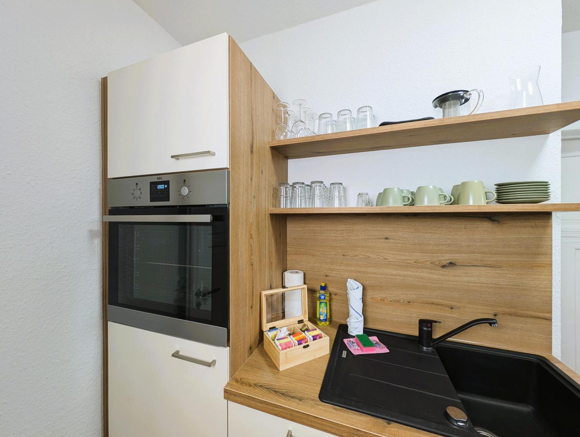 Bohnapartments - Topfmarkt Xxl Suiten - Neu In Top Zentrumslage, Vollausstattung, Wlan, Parkplaetze Ільменау Екстер'єр фото