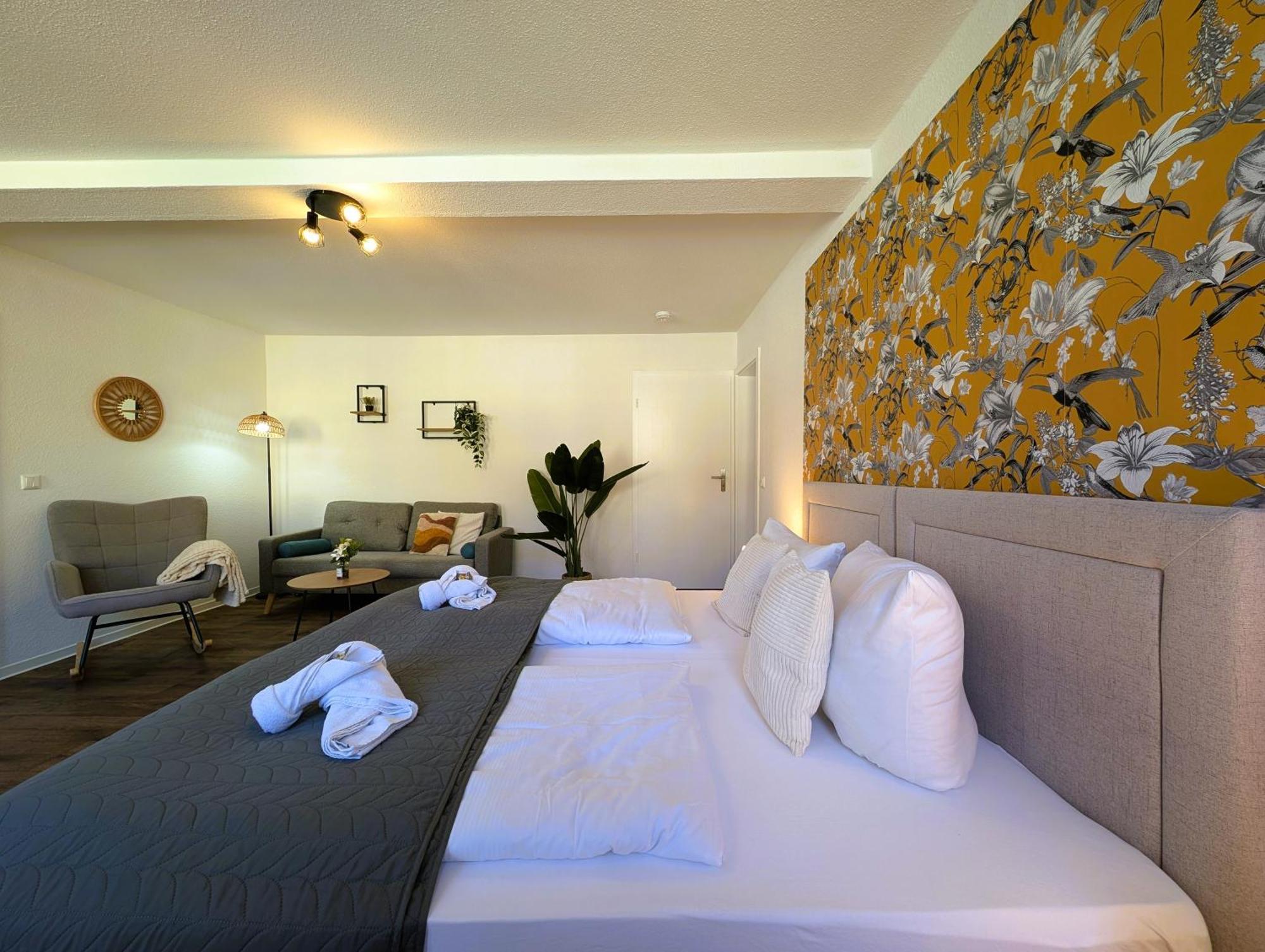 Bohnapartments - Topfmarkt Xxl Suiten - Neu In Top Zentrumslage, Vollausstattung, Wlan, Parkplaetze Ільменау Екстер'єр фото