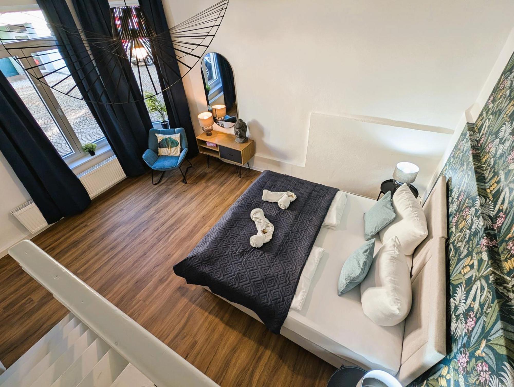 Bohnapartments - Topfmarkt Xxl Suiten - Neu In Top Zentrumslage, Vollausstattung, Wlan, Parkplaetze Ільменау Екстер'єр фото