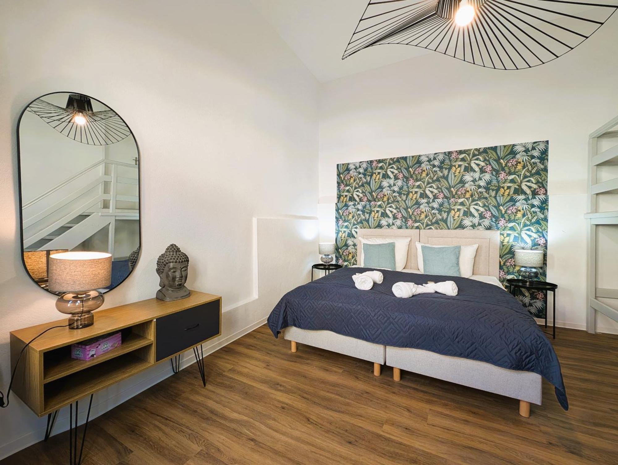 Bohnapartments - Topfmarkt Xxl Suiten - Neu In Top Zentrumslage, Vollausstattung, Wlan, Parkplaetze Ільменау Екстер'єр фото